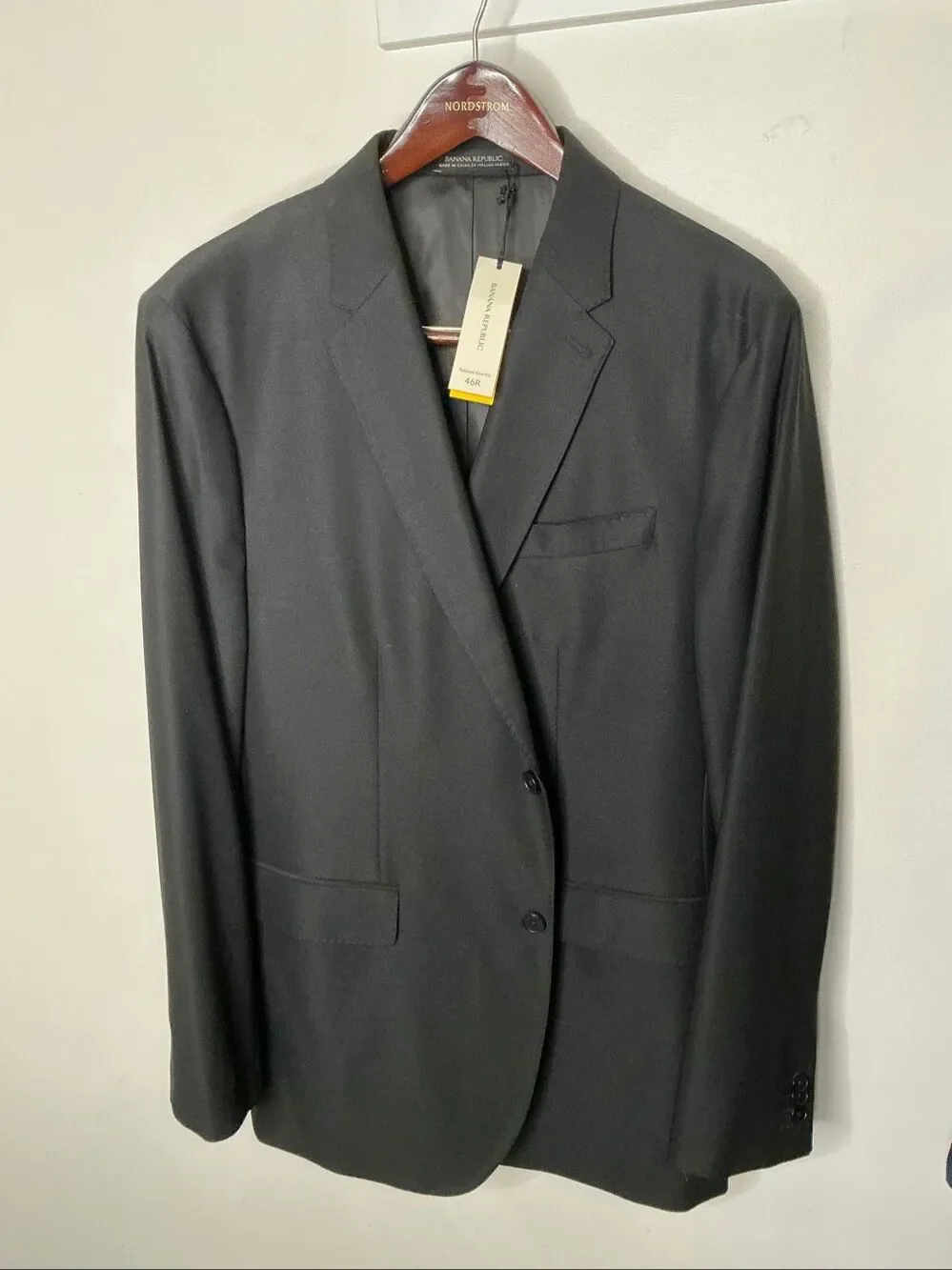 Banana Republic Tailored Slim Sports Coat | Black in 46R